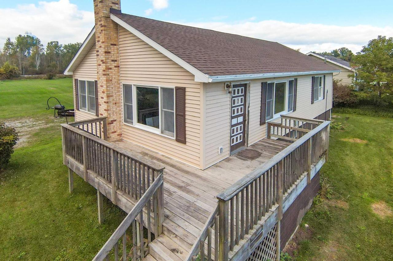 Cozy Tawas City Home With Views Of Lake Huron! ภายนอก รูปภาพ