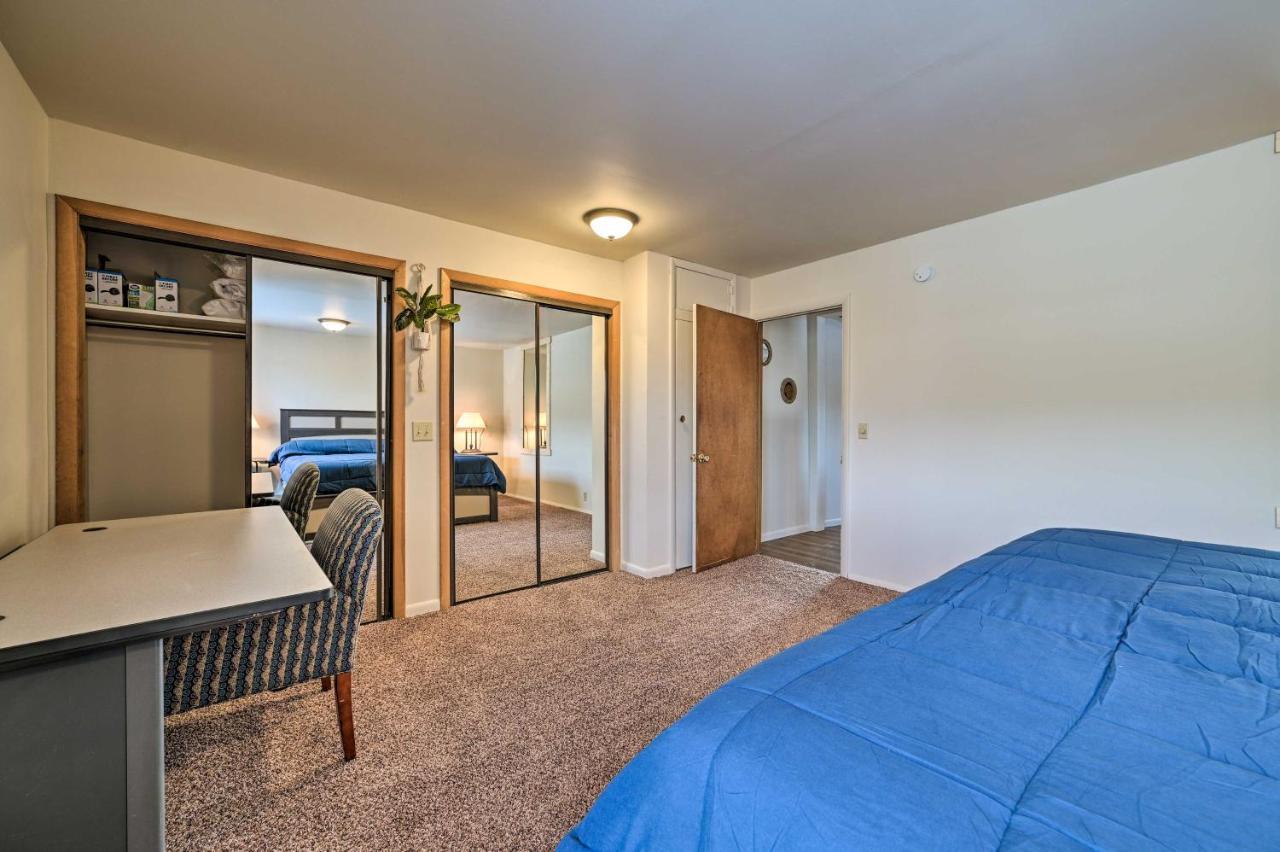 Cozy Tawas City Home With Views Of Lake Huron! ภายนอก รูปภาพ